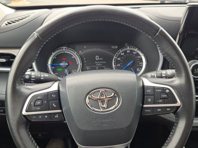 2022 Toyota Highlander Hybrid XLE