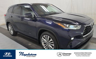 2023 Toyota Highlander Platinum