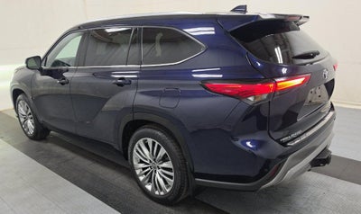 2023 Toyota Highlander Platinum