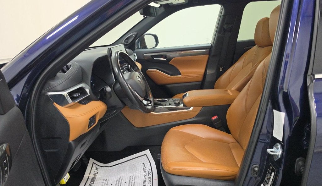 2023 Toyota Highlander Platinum
