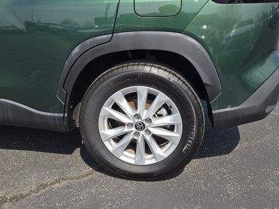 2024 Toyota Corolla Cross LE