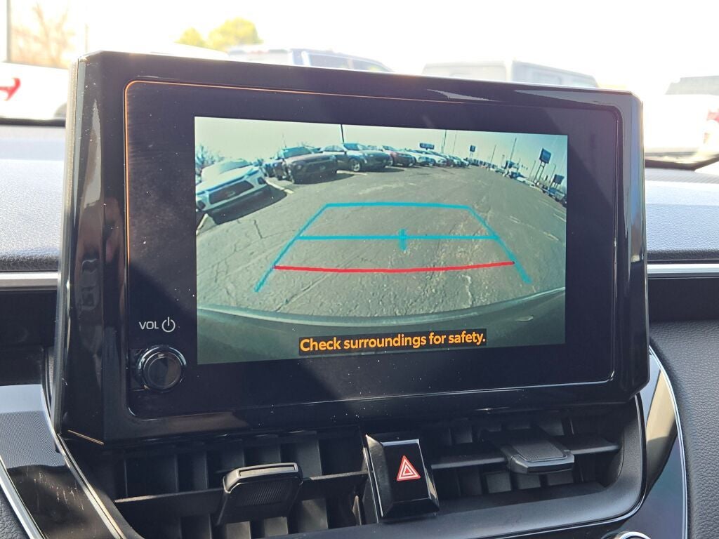 2024 Toyota Corolla Cross LE