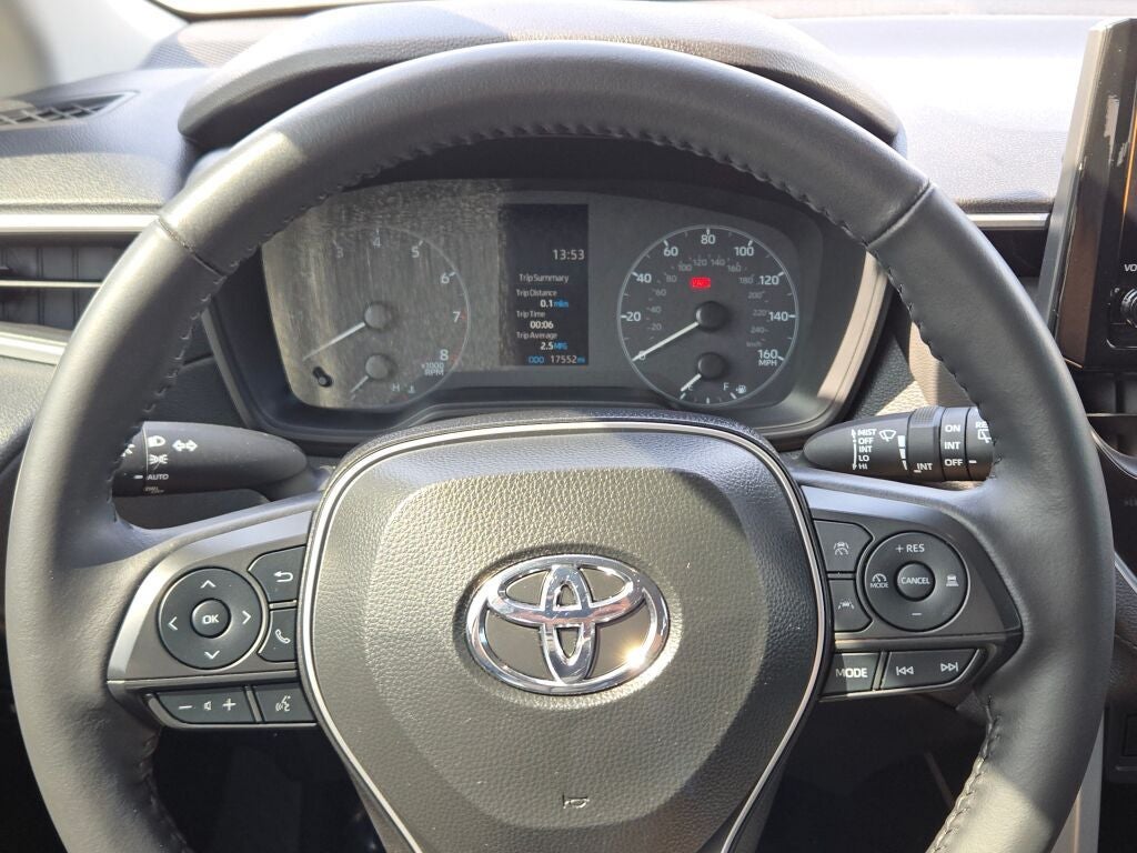 2024 Toyota Corolla Cross LE