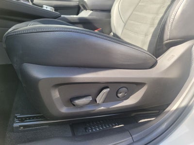 2023 Mitsubishi Outlander PHEV SE