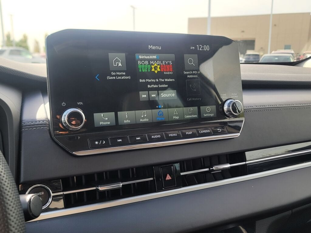 2023 Mitsubishi Outlander PHEV SE