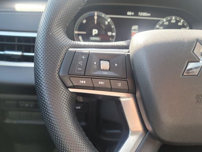 2023 Mitsubishi Outlander PHEV SE
