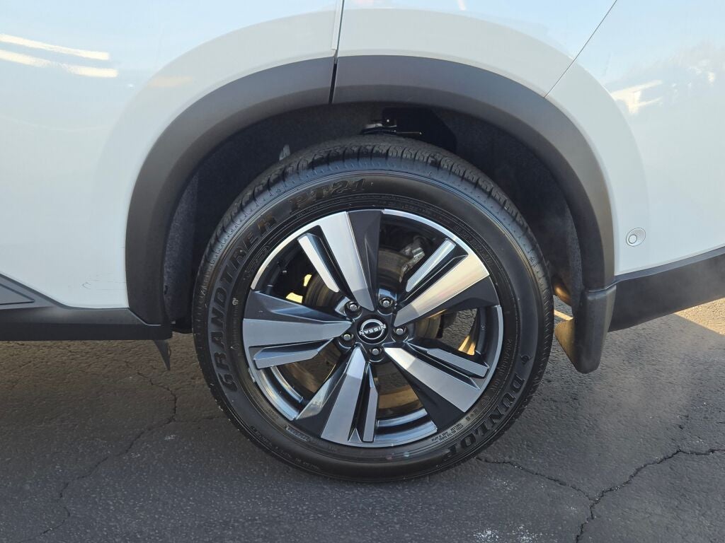 2024 Nissan Rogue SL