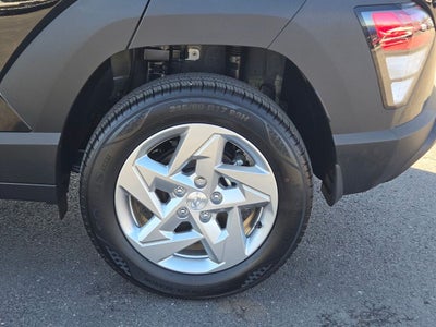 2025 Hyundai Kona SE