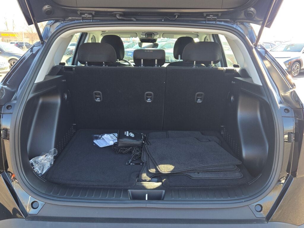 2025 Hyundai Kona SE