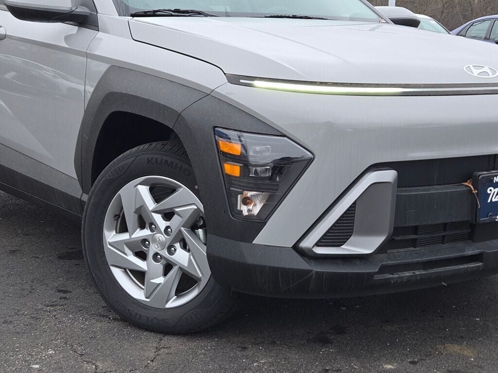 2025 Hyundai Kona SE