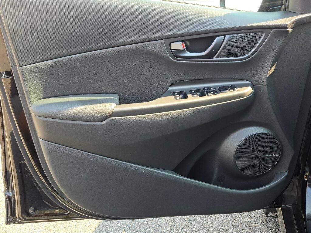 2022 Hyundai Kona N Base