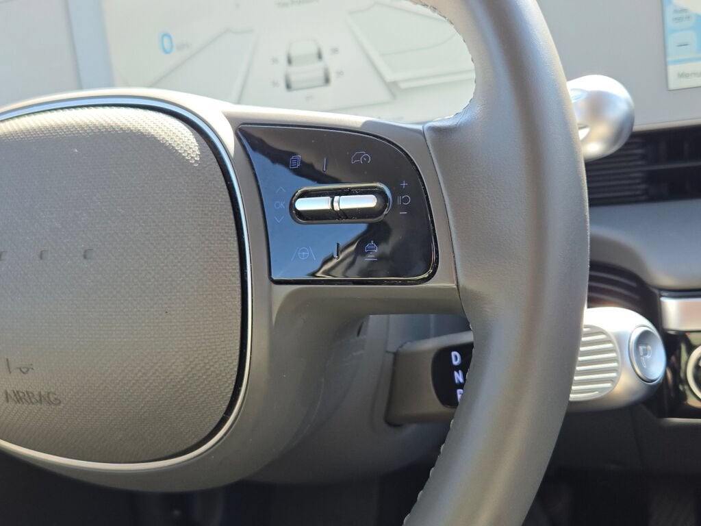 2023 Hyundai IONIQ 5 SE