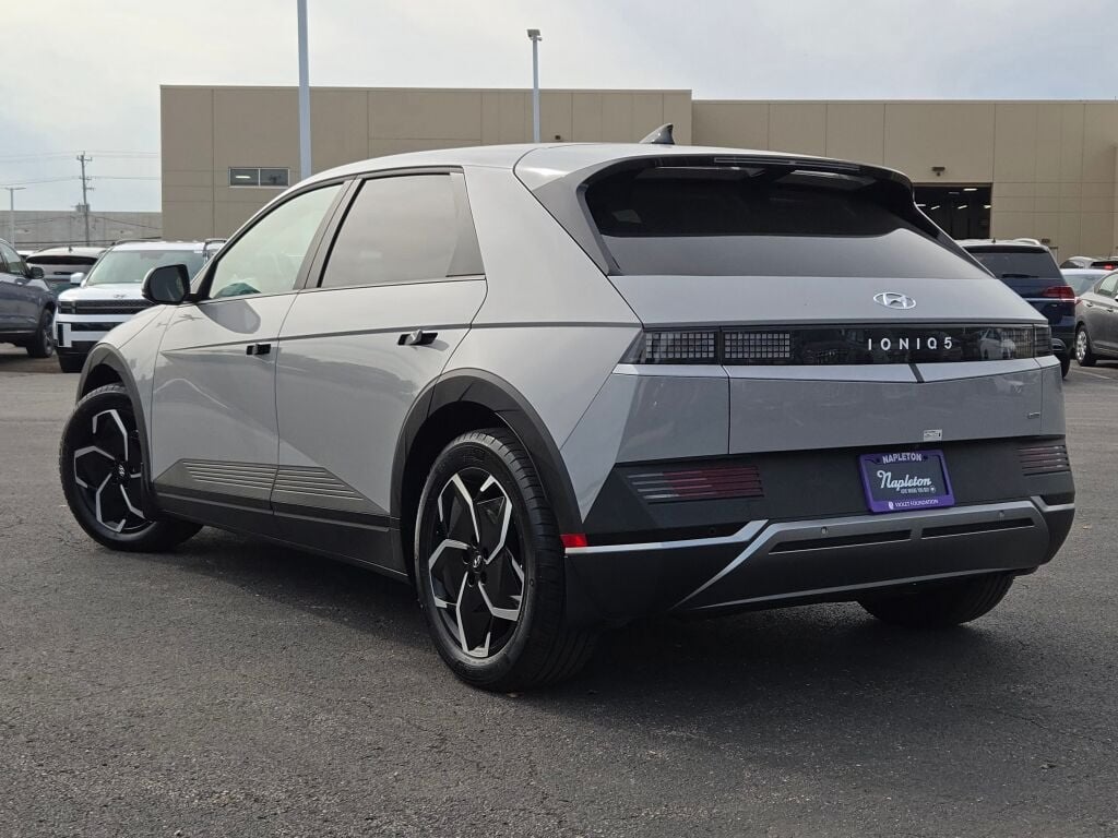 2024 Hyundai IONIQ 5 SEL
