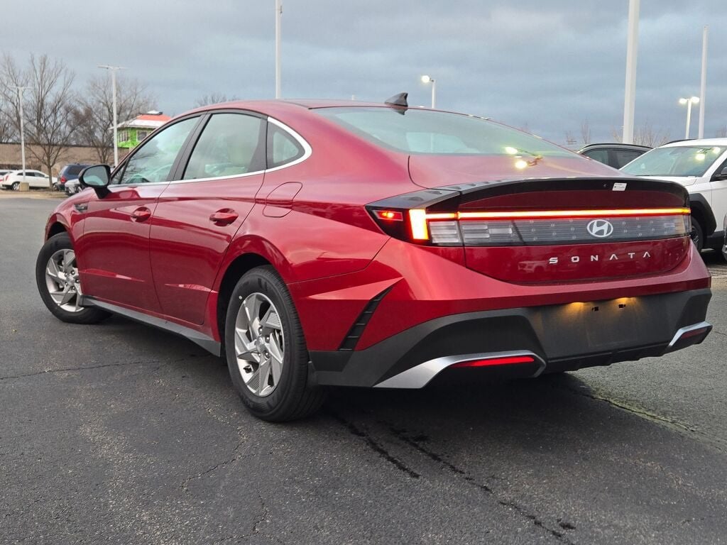 2025 Hyundai Sonata SE