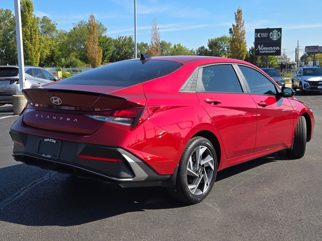 2025 Hyundai Elantra SEL Sport