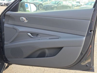 2025 Hyundai Elantra SEL Sport