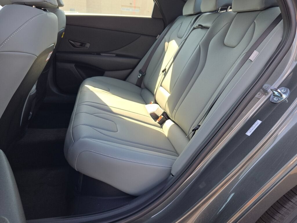 2025 Hyundai Elantra Hybrid Limited