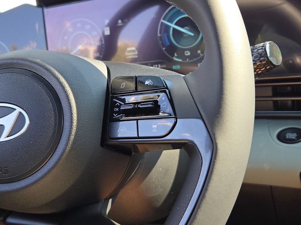 2025 Hyundai Elantra Hybrid Limited