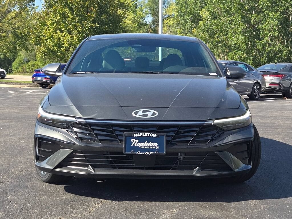 2025 Hyundai Elantra Hybrid Limited