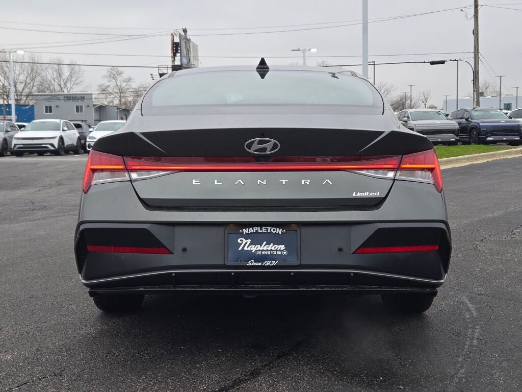 2024 Hyundai Elantra Limited