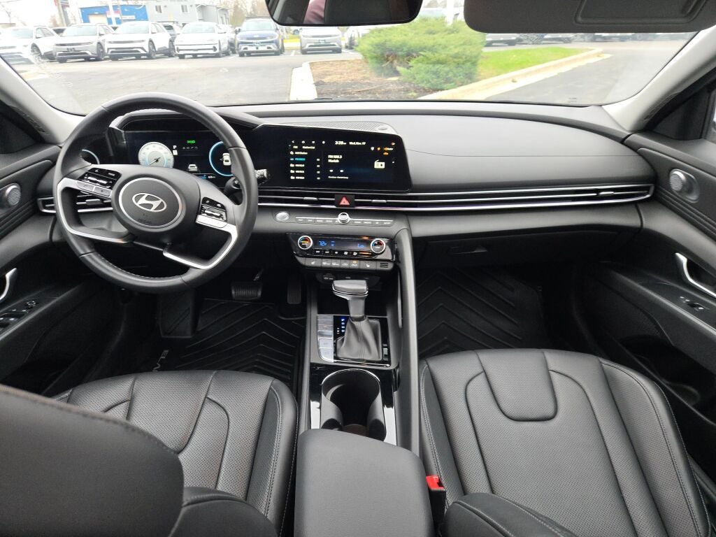 2024 Hyundai Elantra Limited