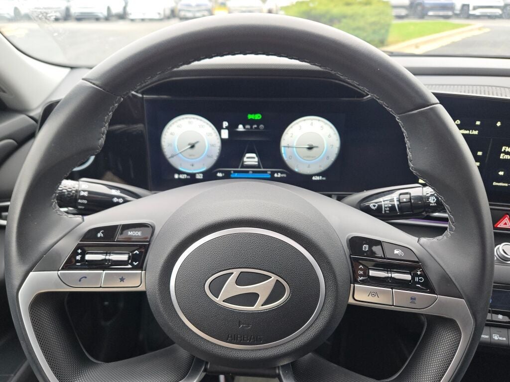 2024 Hyundai Elantra Limited