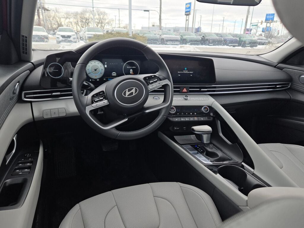 2025 Hyundai Elantra Limited