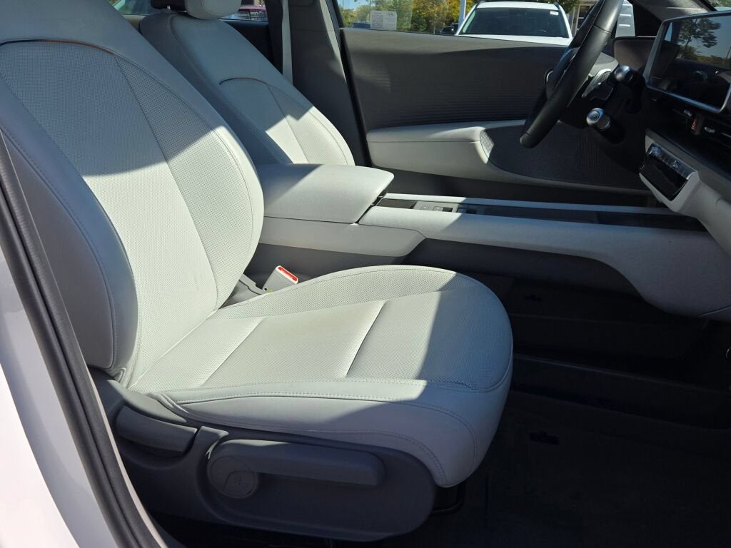 2024 Hyundai IONIQ 6 SEL