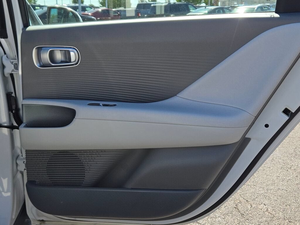2024 Hyundai IONIQ 6 SEL