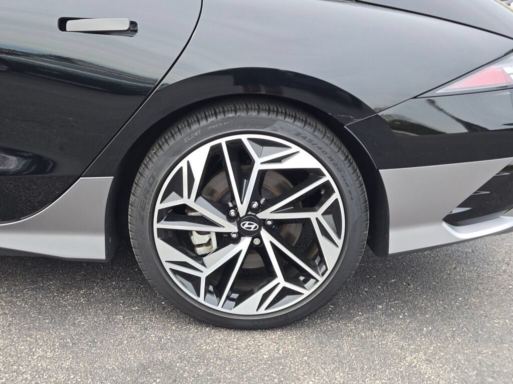 2024 Hyundai IONIQ 6 SEL