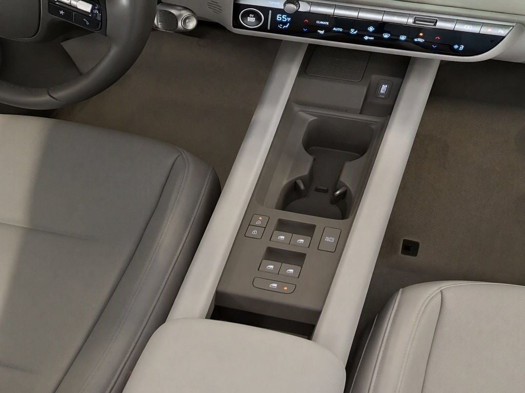 2025 Hyundai IONIQ 6 SEL