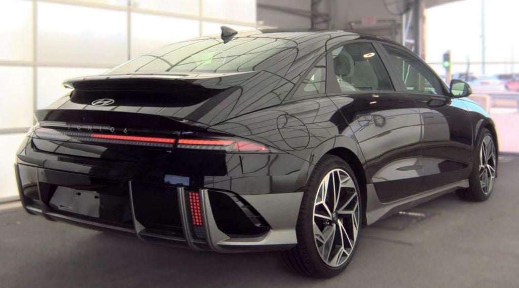 2025 Hyundai IONIQ 6 SEL