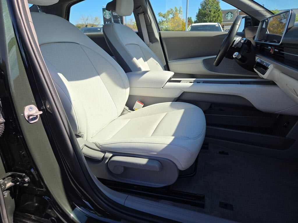 2023 Hyundai IONIQ 6 SEL