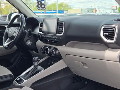 2023 Hyundai Venue SEL