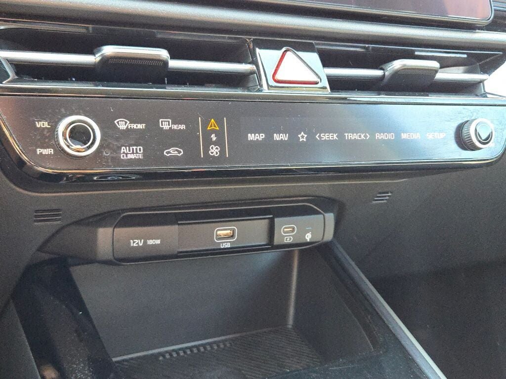 2023 Kia Niro EV Wind
