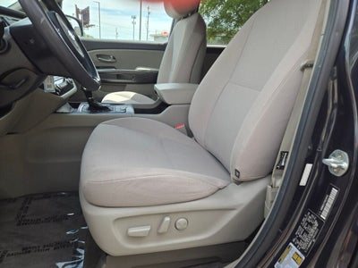 2017 Kia Sedona LX
