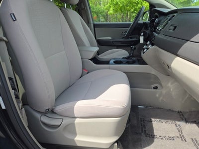 2017 Kia Sedona LX