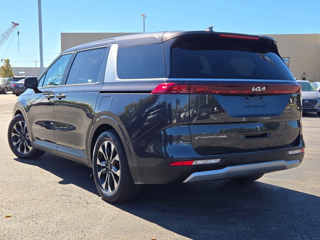 2022 Kia Carnival EX