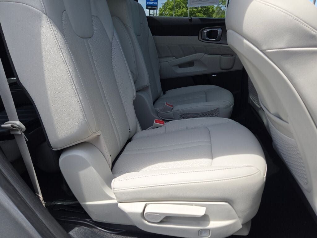 2023 Kia Sorento Hybrid SX Prestige