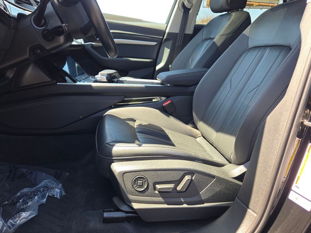 2021 Audi e-tron Premium quattro