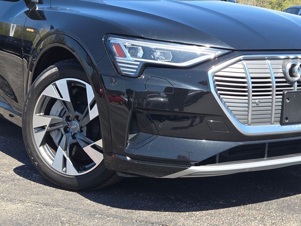 2021 Audi e-tron Premium quattro