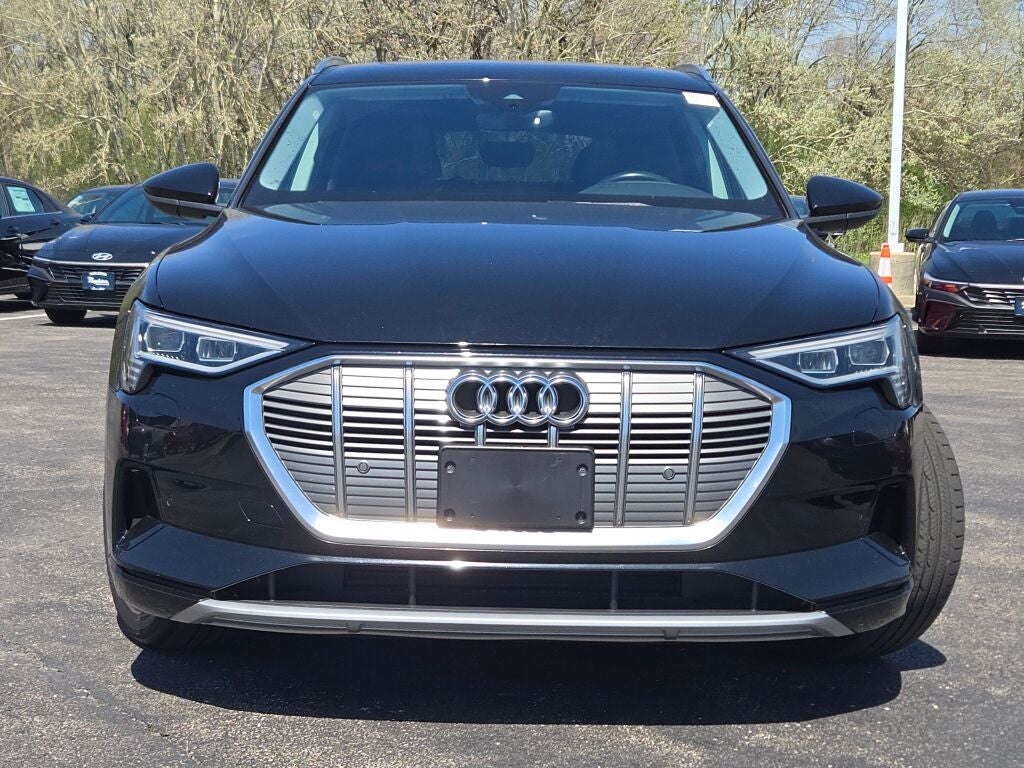 2021 Audi e-tron Premium quattro