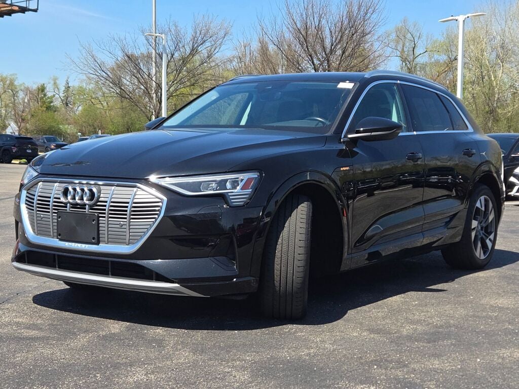 2021 Audi e-tron Premium quattro