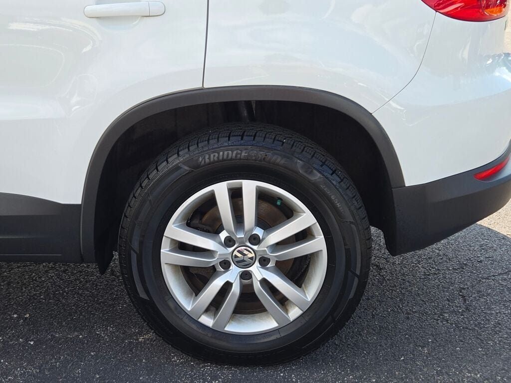 2016 Volkswagen Tiguan S 4Motion