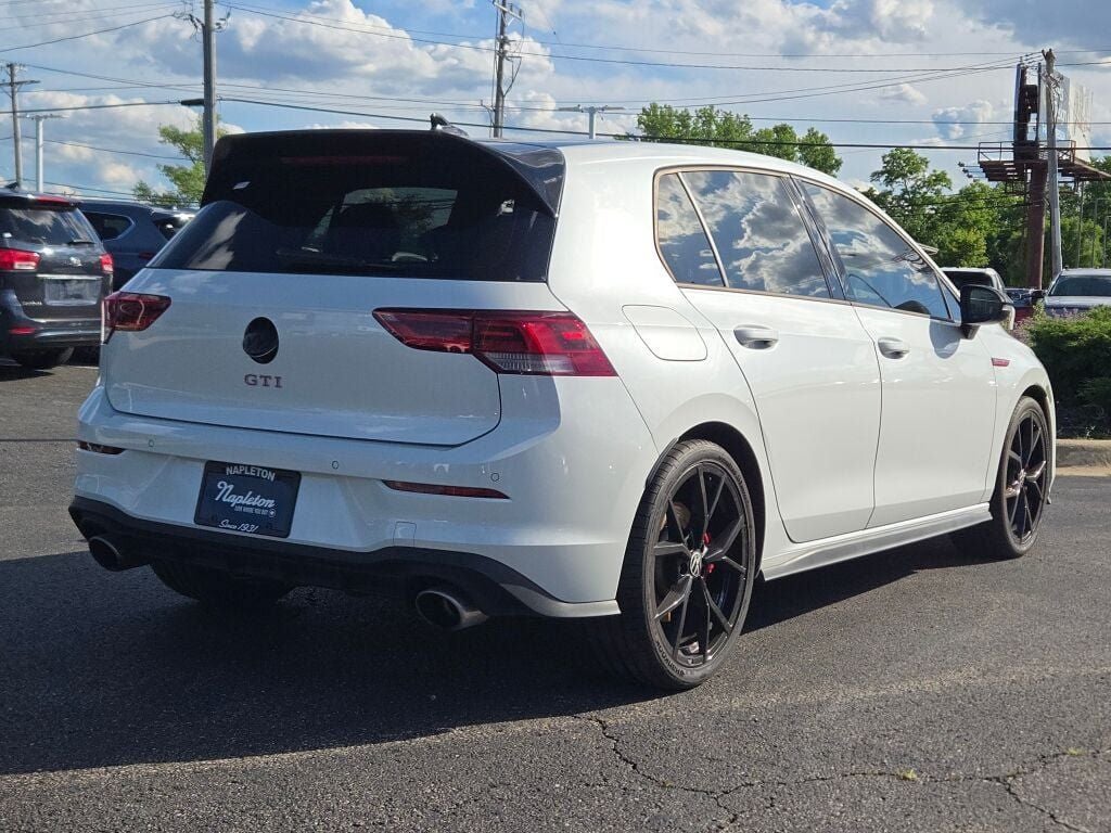 2024 Volkswagen Golf GTI S