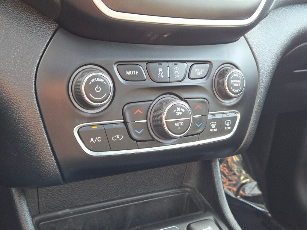 2022 Jeep Cherokee Trailhawk