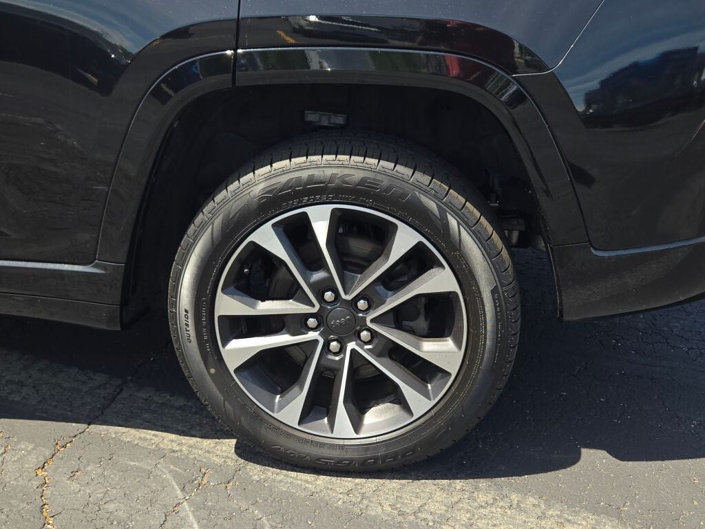 2022 Jeep Grand Cherokee Overland