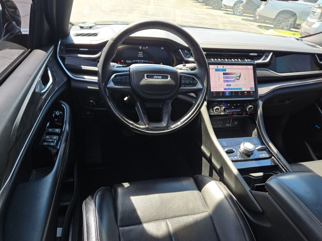 2022 Jeep Grand Cherokee Overland