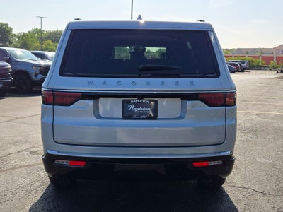 2023 Jeep Wagoneer Base