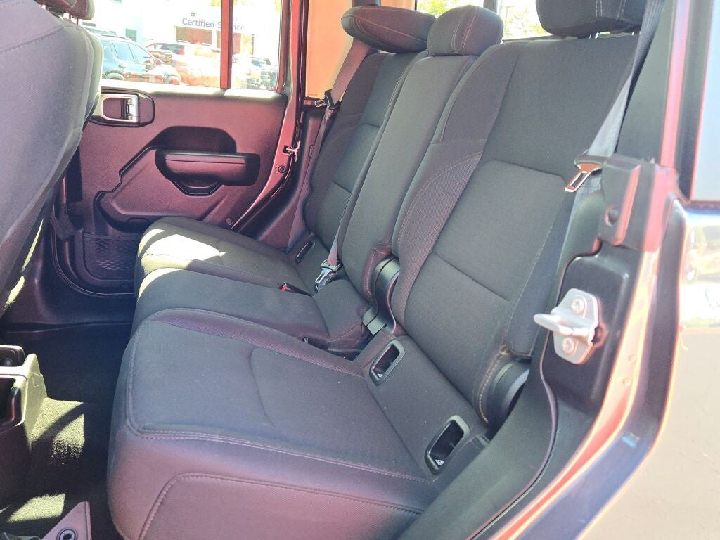 2022 Jeep Gladiator Altitude